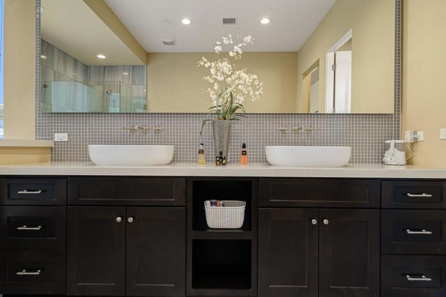 74142 Cosmopolitan Lane, Palm Desert, CA 92211