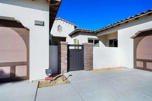 74142 Cosmopolitan Lane, Palm Desert, CA 92211