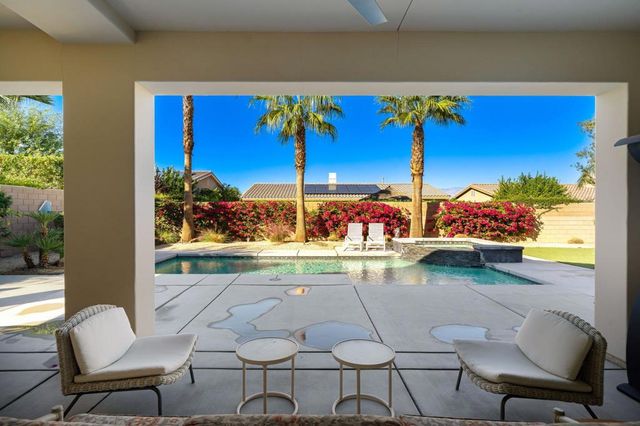 74142 Cosmopolitan Lane, Palm Desert, CA 92211