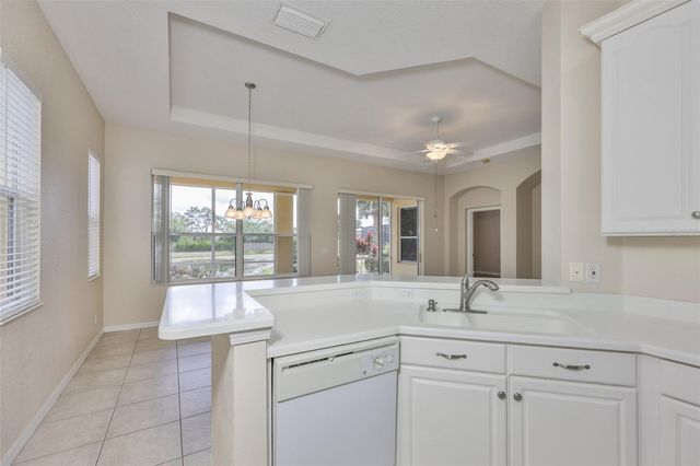 840 KING LEON WAY, Sun City Center, FL 33573