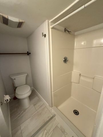 11 King St 2, Swampscott, MA 01907