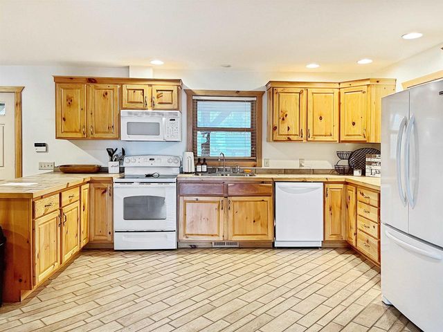W4461 20th Terrace, Necedah, WI 54646