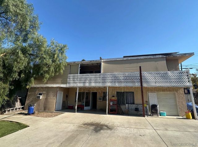 223 S Stagecoach Lane, Fallbrook, CA 92028