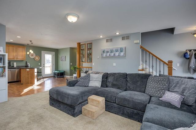 558 Lexington Drive, Oregon, WI 53575