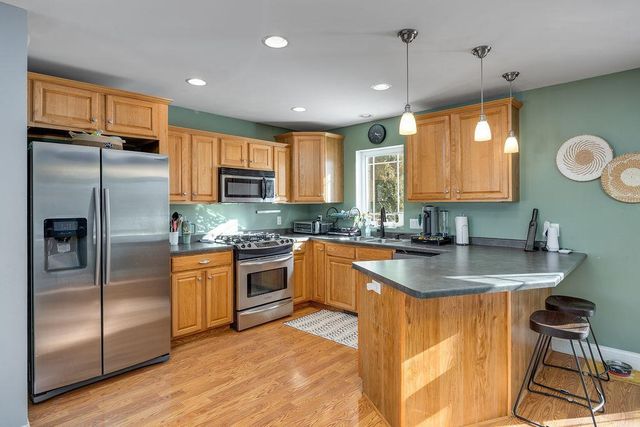 558 Lexington Drive, Oregon, WI 53575