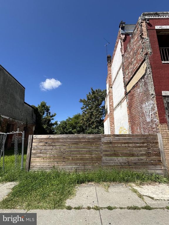 1246 N 52ND ST, PHILADELPHIA, PA 19131 — exterior
