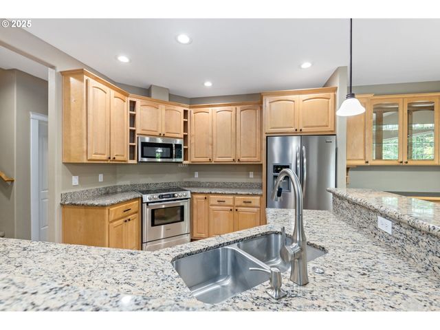 115 DUANE Ct, Myrtle Creek, OR 97457