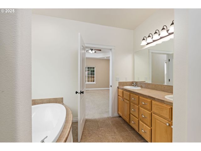 115 DUANE Ct, Myrtle Creek, OR 97457