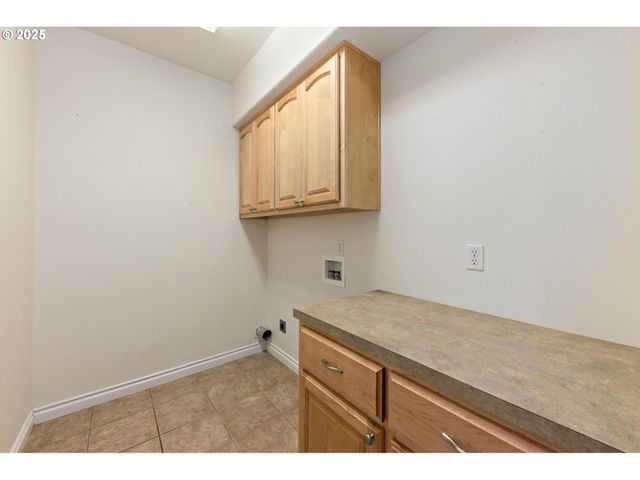 115 DUANE Ct, Myrtle Creek, OR 97457
