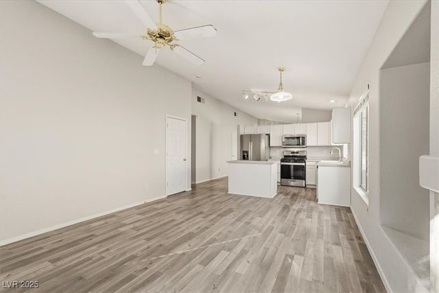 5305 Meadow Rock Avenue, Las Vegas, NV 89130