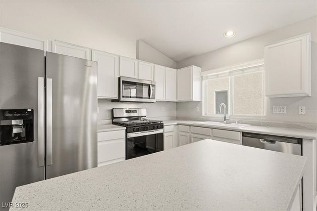 5305 Meadow Rock Avenue, Las Vegas, NV 89130