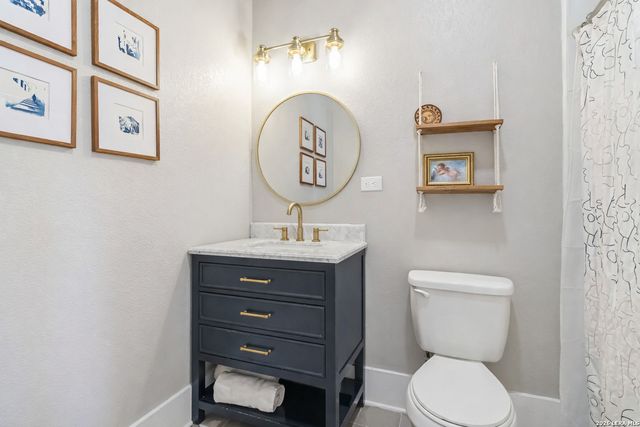 111 Harvard Terrace, San Antonio, TX 78201