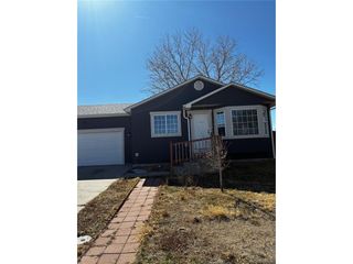 850 E 21st St, Greeley, CO 80631