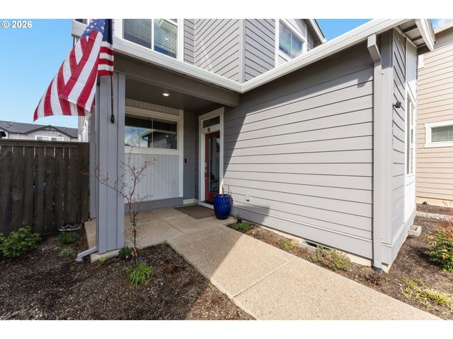 7053 Se BENEDICT St, Hillsboro, OR 97123