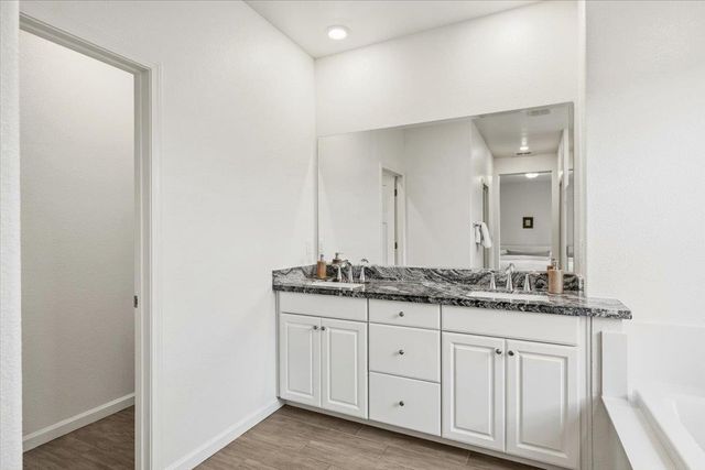 3005 Mohawk Way, Roseville, CA 95747