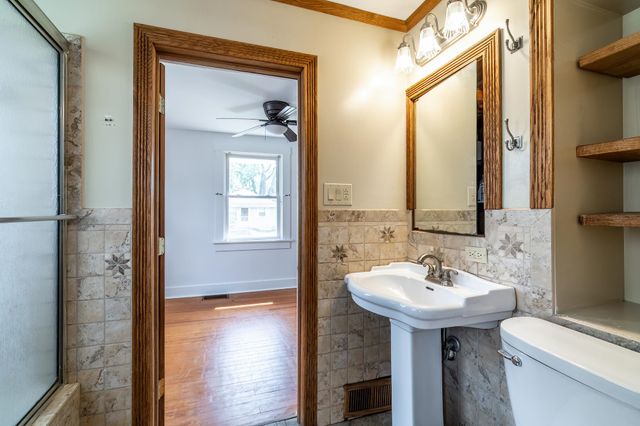 521 Stadium Drive, Fort Wayne, IN 46805