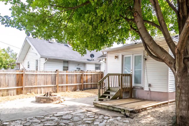 521 Stadium Drive, Fort Wayne, IN 46805