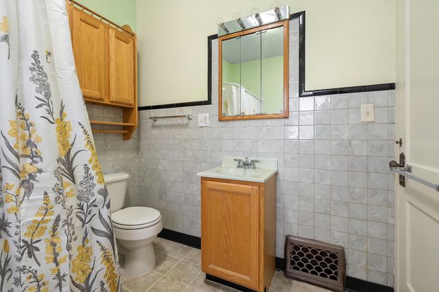 27 Phelps Avenue, Battle Creek City, MI 49015