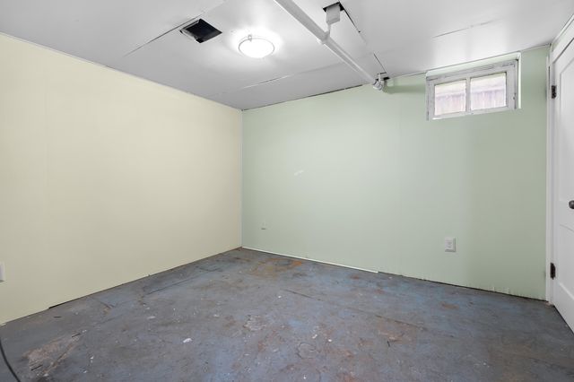 27 Phelps Avenue, Battle Creek City, MI 49015