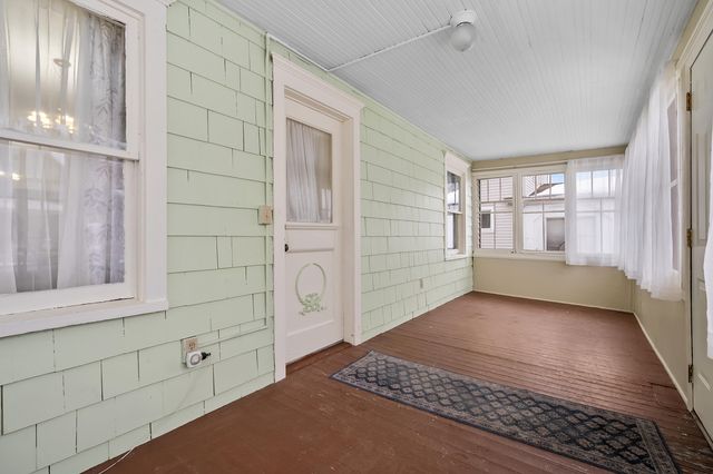 27 Phelps Avenue, Battle Creek City, MI 49015