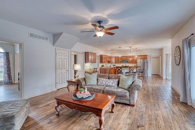 2211 Kenyon Ridge Court, Newburgh, IN 47630