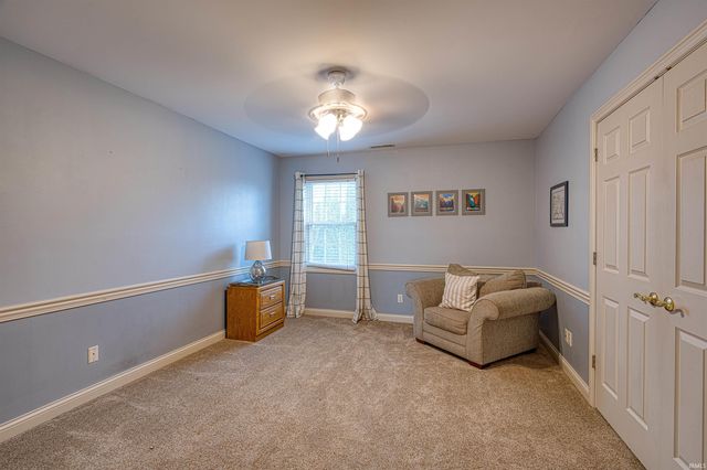 2211 Kenyon Ridge Court, Newburgh, IN 47630