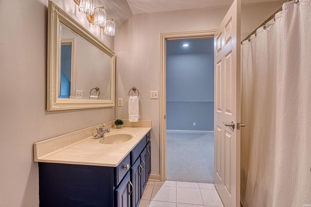 2211 Kenyon Ridge Court, Newburgh, IN 47630