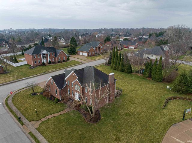 2211 Kenyon Ridge Court, Newburgh, IN 47630