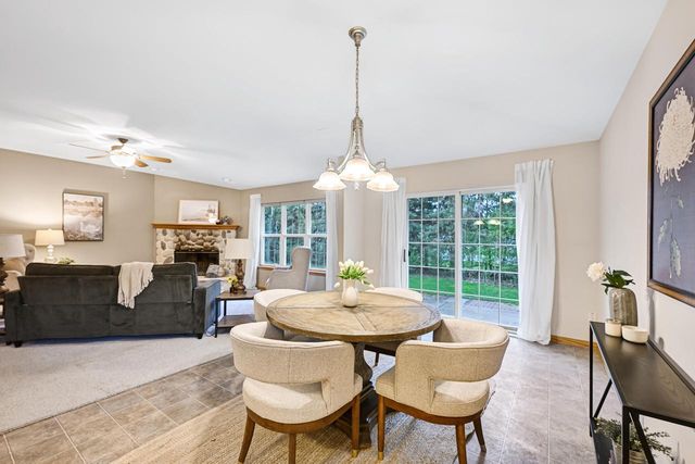 2935 Stillwater CIRCLE, Waukesha, WI 53189