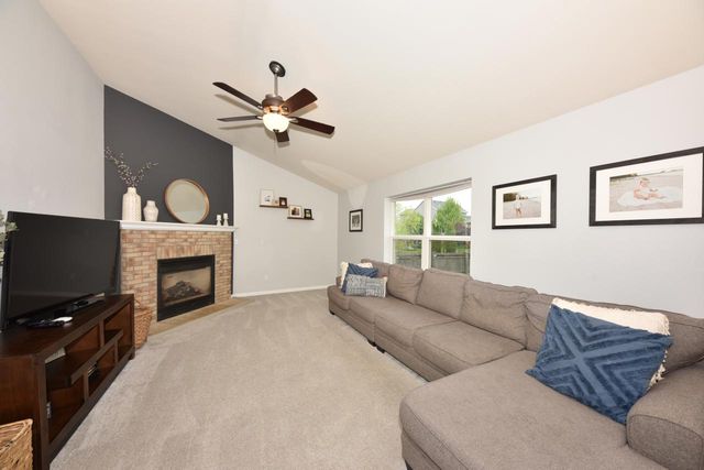 250 N Sweetwater BOULEVARD, Port Washington, WI 53074