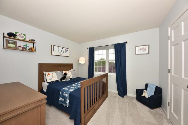 250 N Sweetwater BOULEVARD, Port Washington, WI 53074