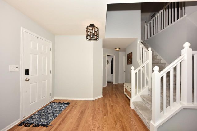 250 N Sweetwater BOULEVARD, Port Washington, WI 53074
