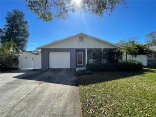 3220 9TH AVENUE N, St Petersburg, FL 33713