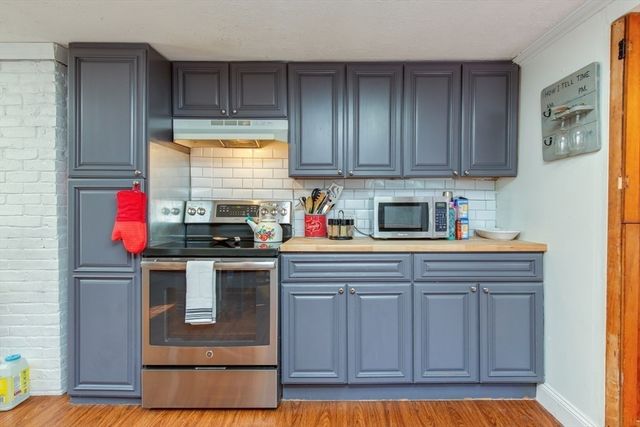 91 Lake Street, Tewksbury, MA 01876
