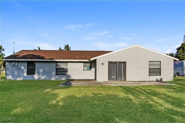 9292 Mooring CIR, Fort Myers, FL 33967