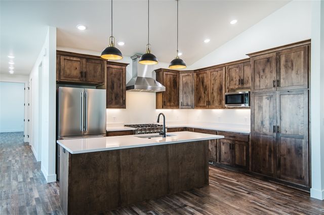 2445 Pine Ridge Road, Red Lodge, MT 59068