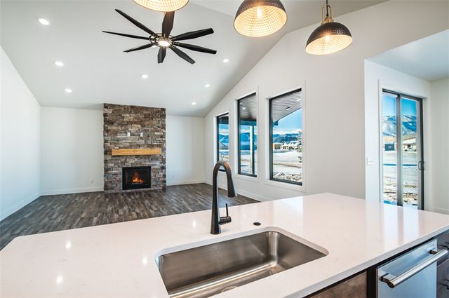 2445 Pine Ridge Road, Red Lodge, MT 59068