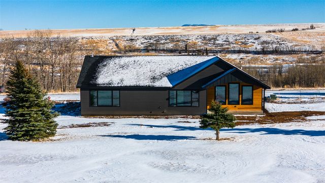 2445 Pine Ridge Road, Red Lodge, MT 59068