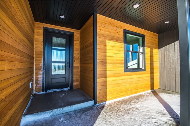 2445 Pine Ridge Road, Red Lodge, MT 59068