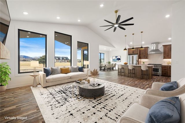 2445 Pine Ridge Road, Red Lodge, MT 59068