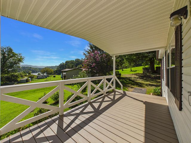 86 Ledford Chapel Way, Hayesville, NC 28904