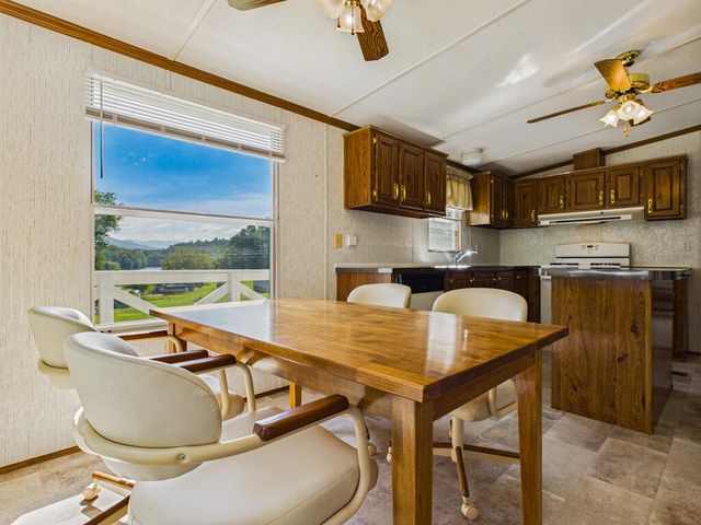 86 Ledford Chapel Way, Hayesville, NC 28904