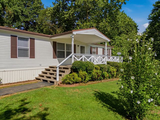 86 Ledford Chapel Way, Hayesville, NC 28904