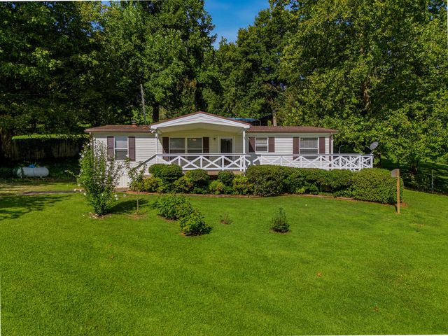 86 Ledford Chapel Way, Hayesville, NC 28904