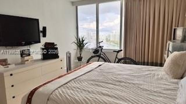 1000 West Ave 1423, Miami Beach, FL 33139