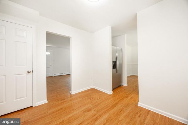 1061 FOREST LN, Glen Mills, PA 19342