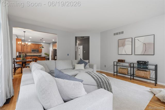 4832 Eagle Springs Court, Independence Charter Township, MI 48348