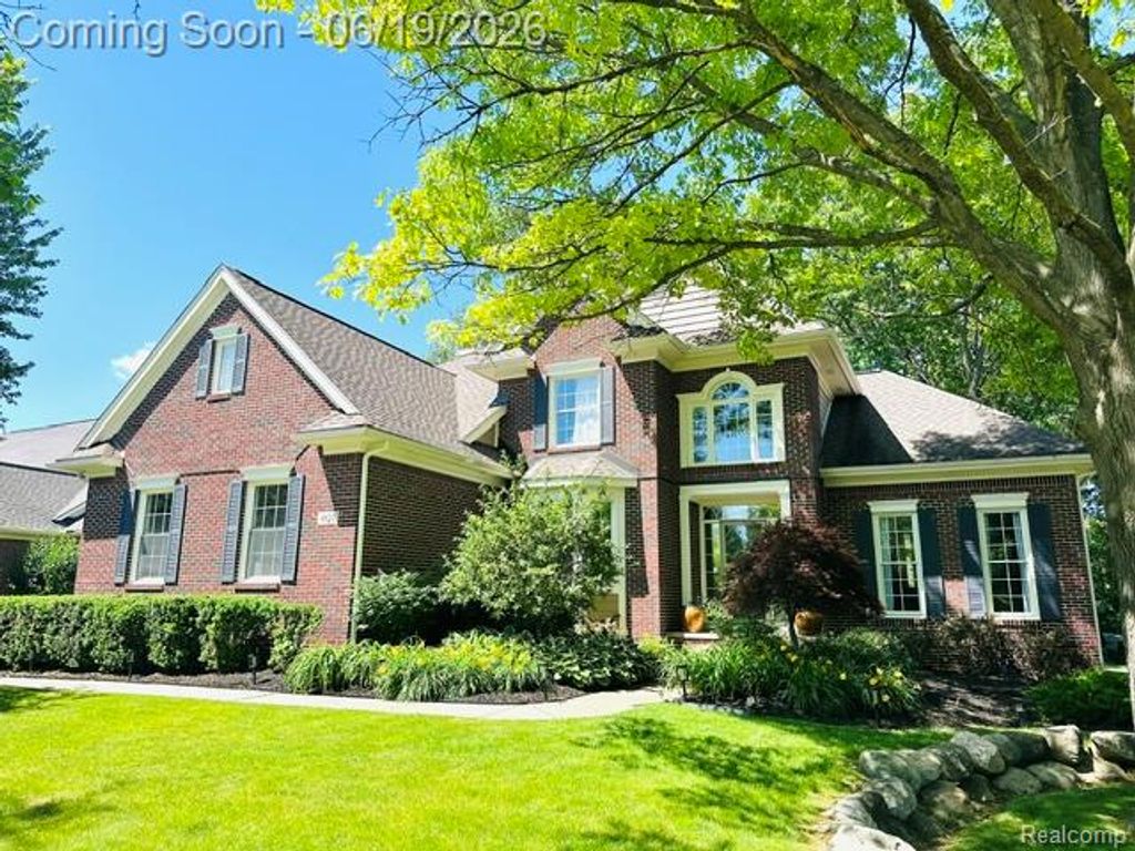 4832 Eagle Springs Court, Independence Charter Township, MI 48348