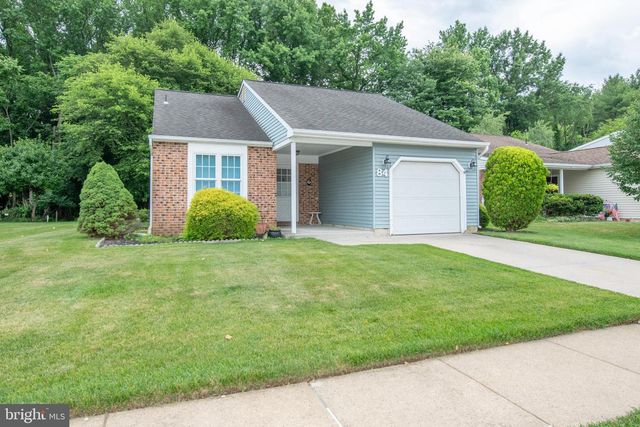 84 BASTIAN DR, Mount Laurel, NJ 08054