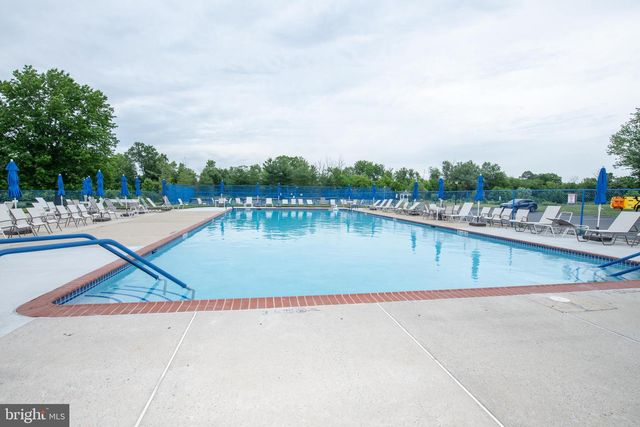 84 BASTIAN DR, Mount Laurel, NJ 08054
